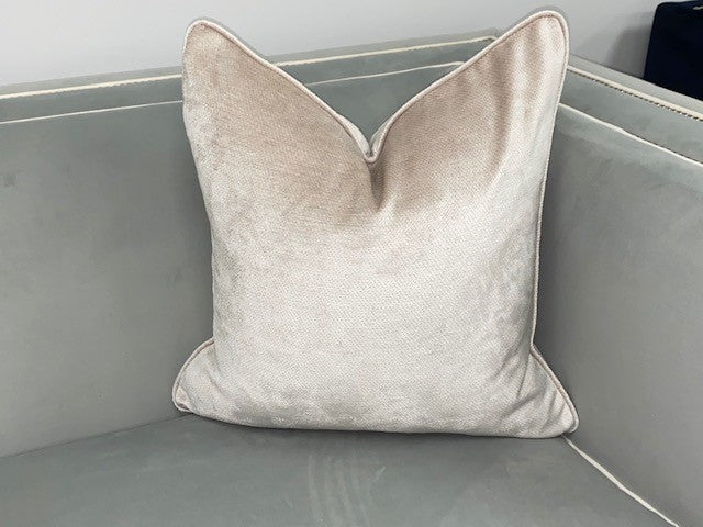 Dolce Collection