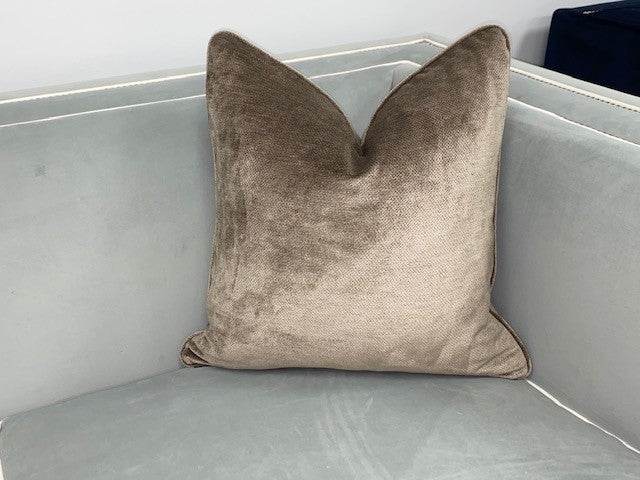 Dolce Collection