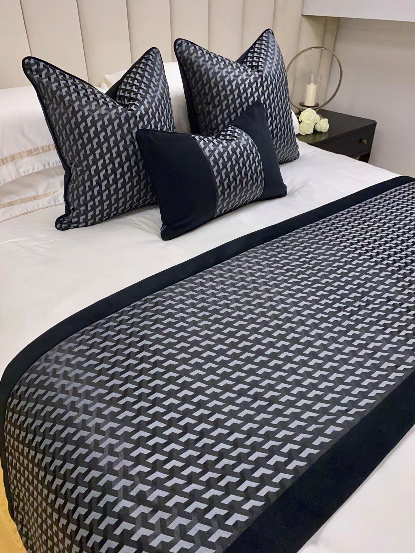 Noir Bed Set