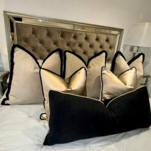 The Yazmin Bed Set